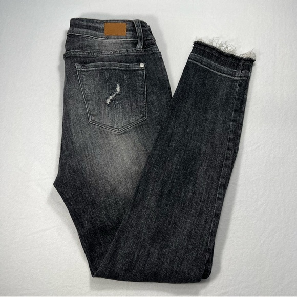 Judy Blue JB84151 Skinny Distressed Black Wash Jeans Women’s 9/29 NWOT Stretch - Picture 12 of 12